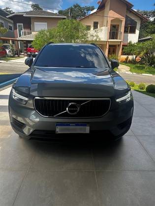 VOLVO XC40 2.0 T4 GASOLINA GEARTRONIC VOLVO XC40 2.0 T4 GASOLINA GEARTRONIC